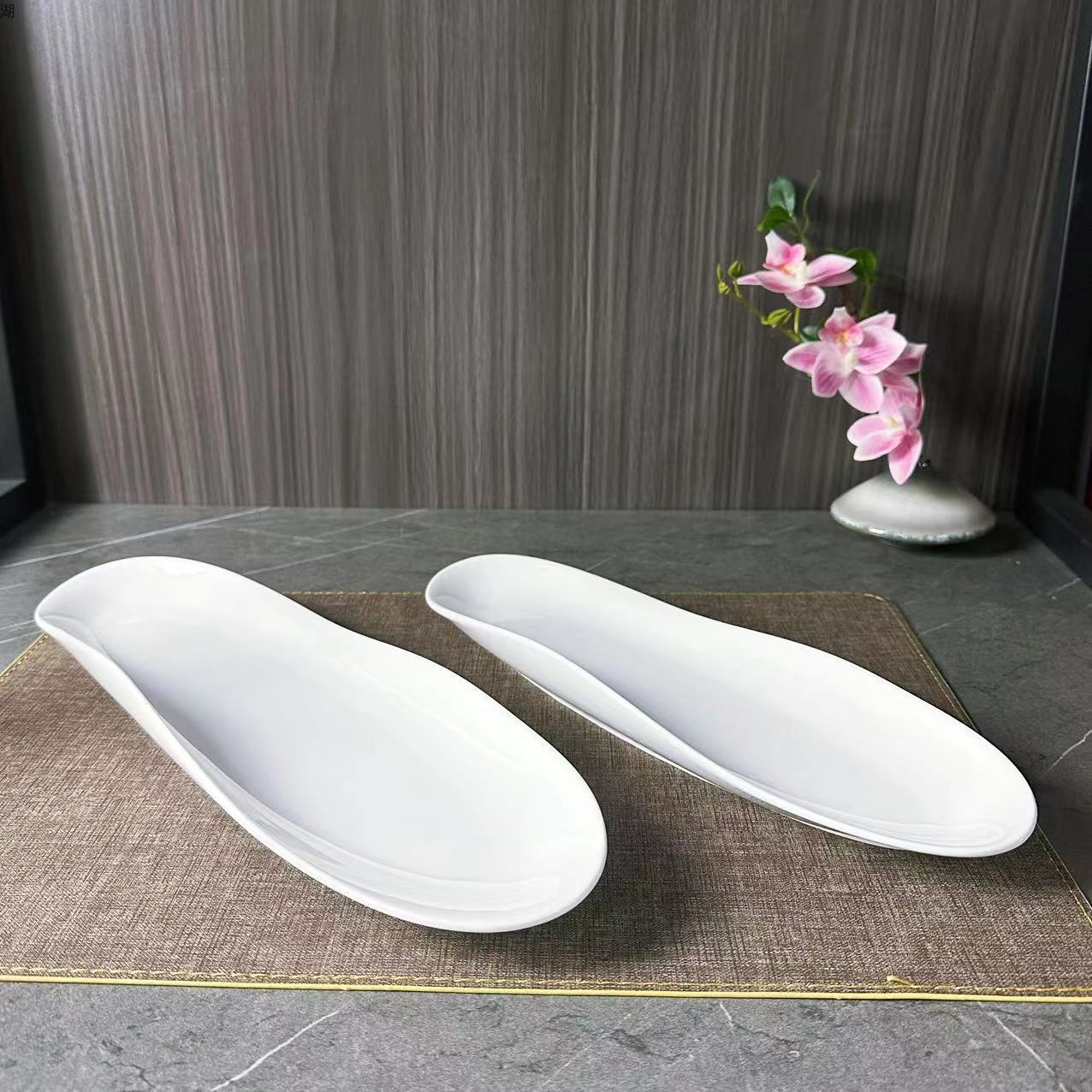 Classic white porcelain long strip plate, tongue-shaped plate, 13-inch and 15-inch creative design plate, suitable for hotel and restaurant use pic 2
