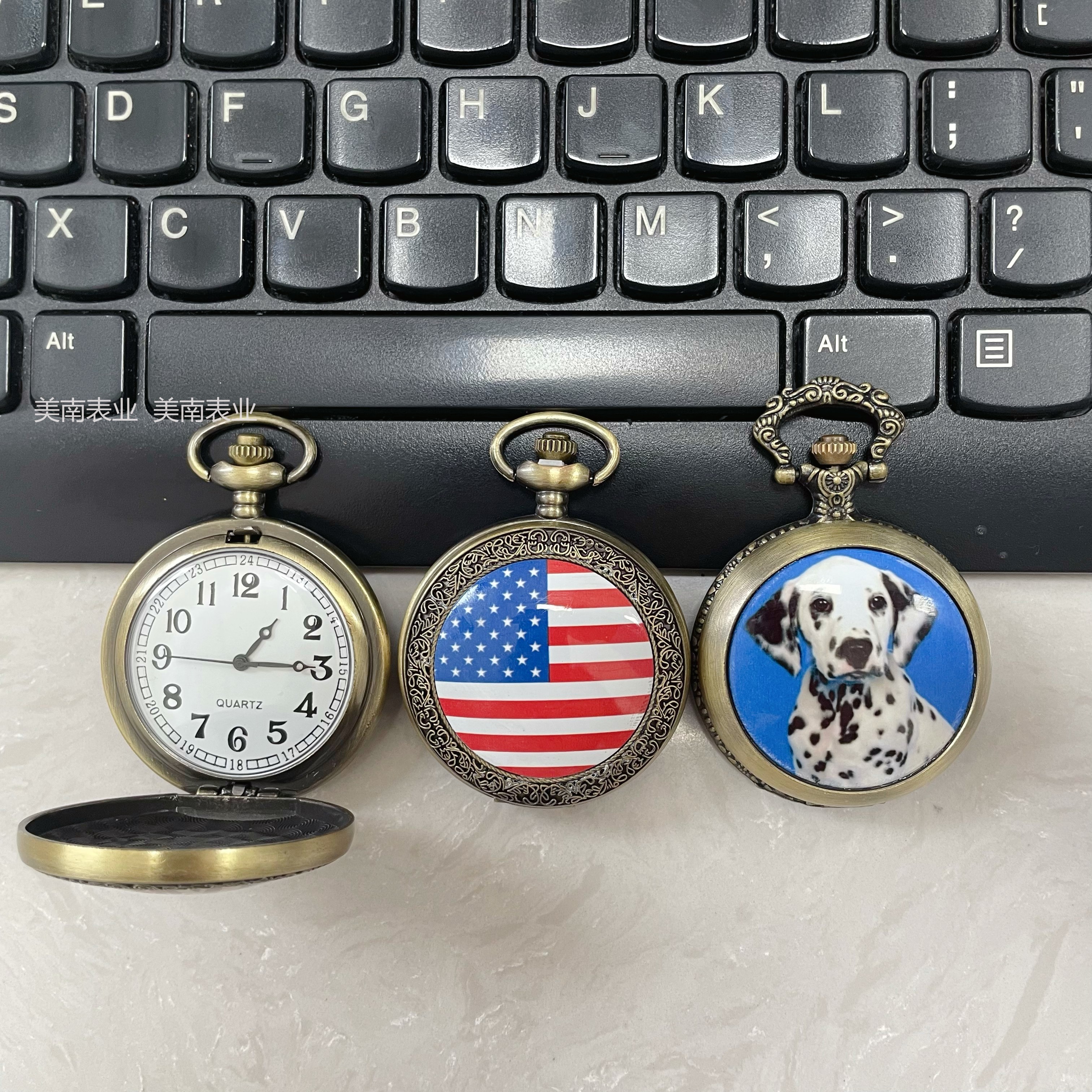 Wholesale of new retro cross flag bronze pocket watches, necklaces, large dial flip watches and travel commemorative watches pic 6