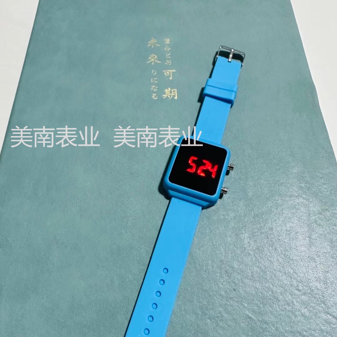 Wholesale of new candy-colored LED children's watches, square digital watches with buttons for primary school students in mixed colors details Picture