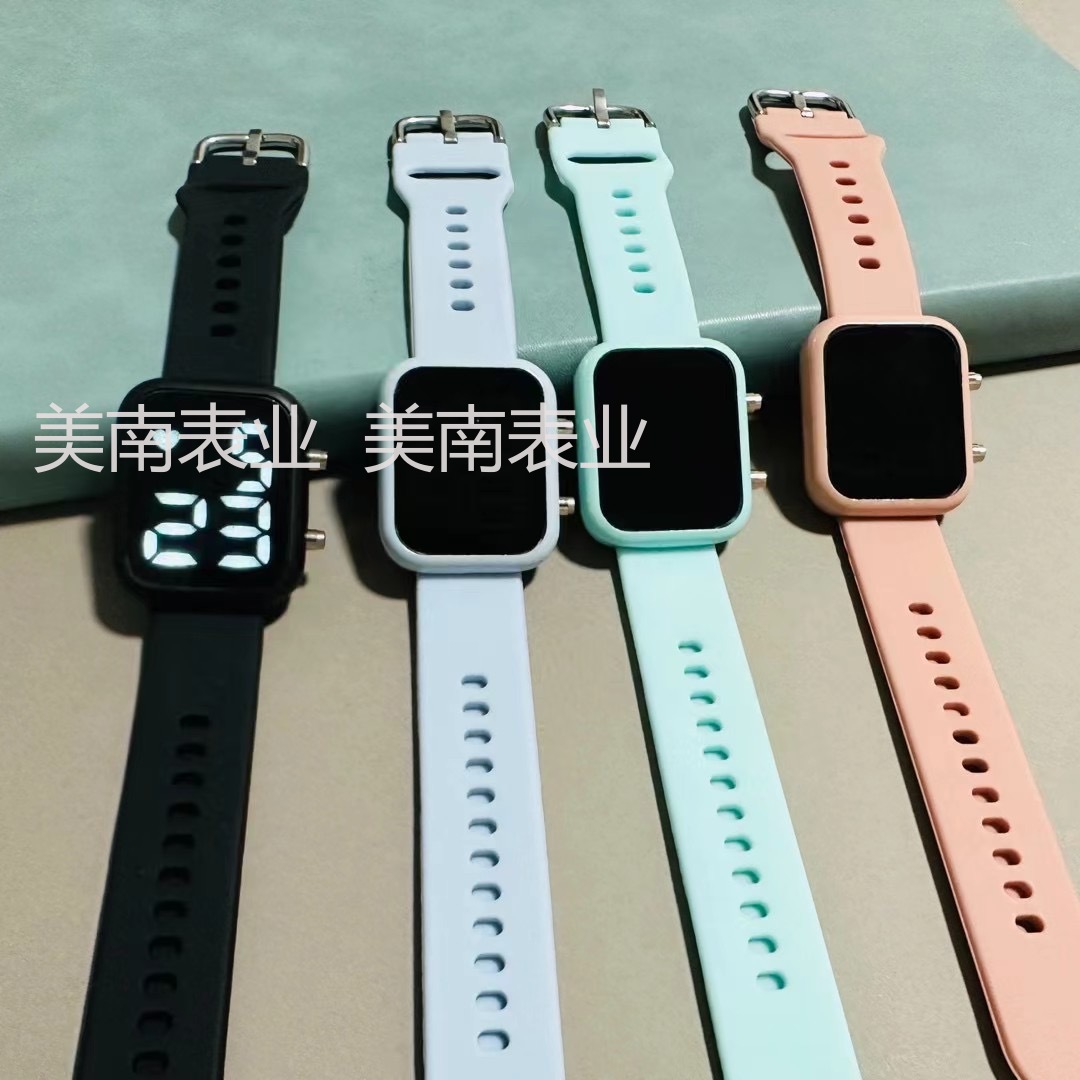 Wholesale of new candy-colored LED children's watches, square digital push-button watches for primary school students in mixed colors Item Picture