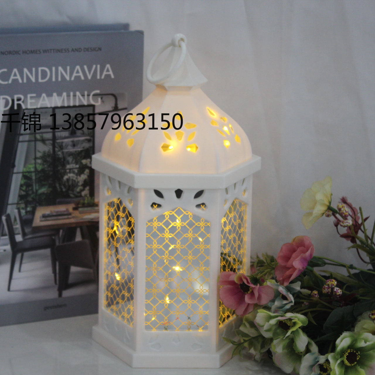 New Ramadan decorative small oil lamp, retro interior hollowed-out hexagonal wind lamp, illuminated decorative item, scene arrangement Application Scenario