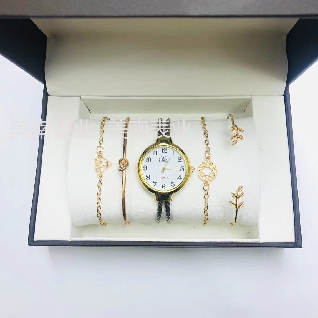 New simple steel wire bracelet watch, elegant and fashionable ladies' watch gift set, gift box watch details Picture