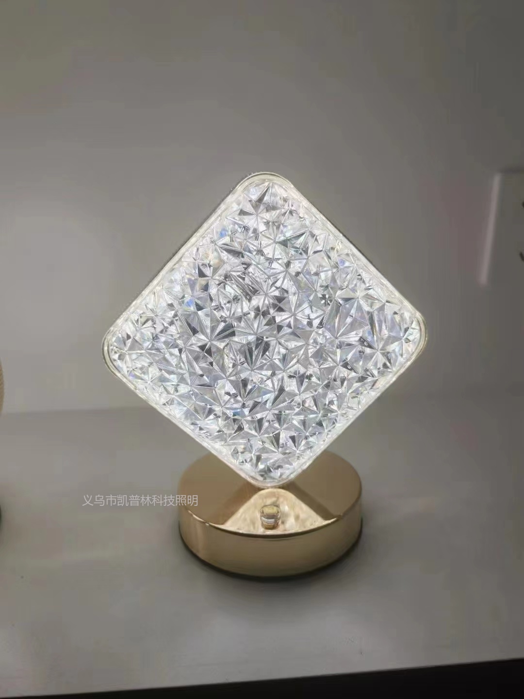 Diamond-Shaped Crystal Light Induction Network Red Mood Warm And Romantic Lamp Creative Decoration Bedroom Bedside Nightlight 3 Levels Dimming Application Scenario