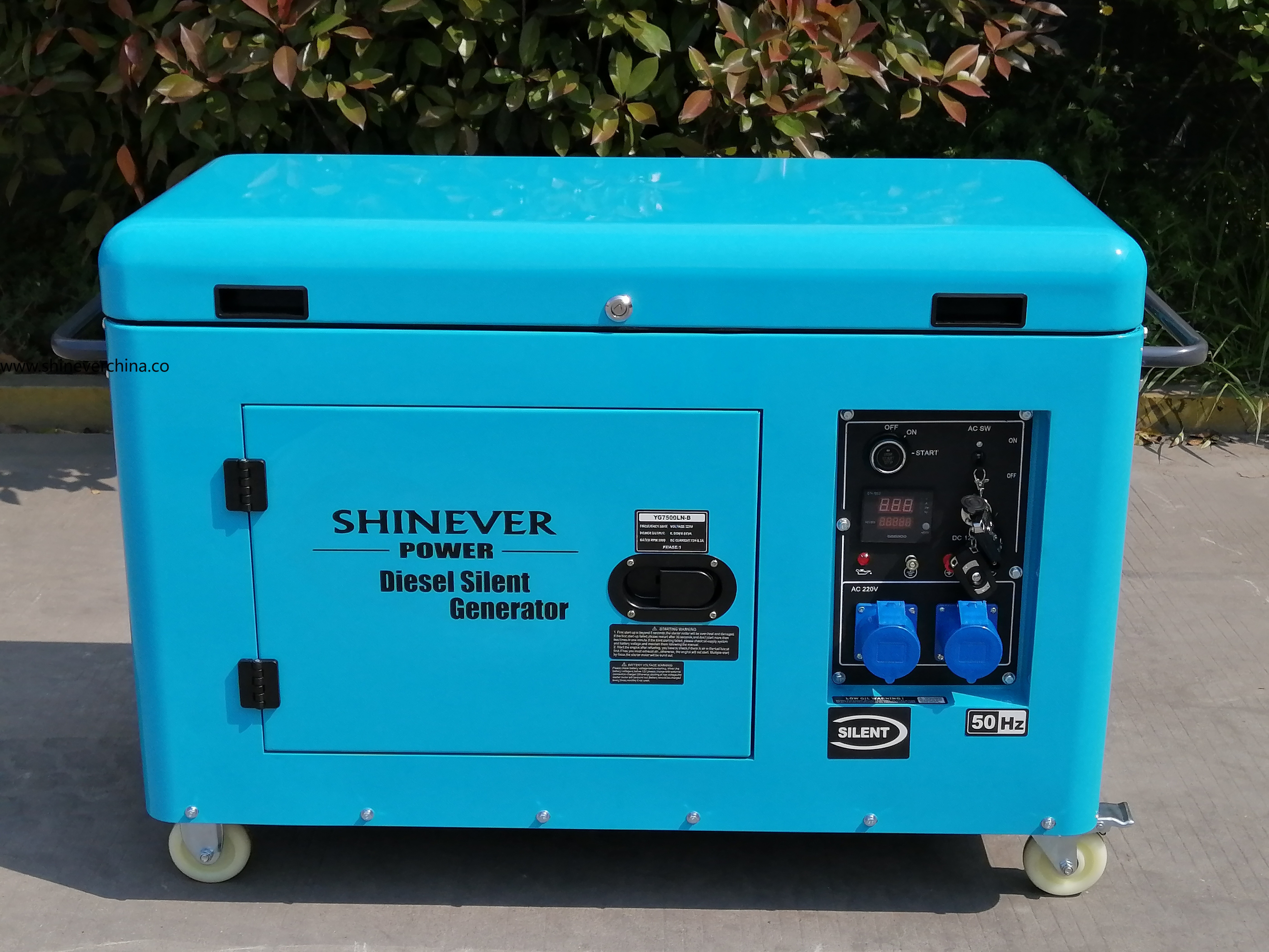 Shinever 6.5KW/8KVA柴油发电机家用新款静音发电机 YG7500LN-B柴油发电机详情1