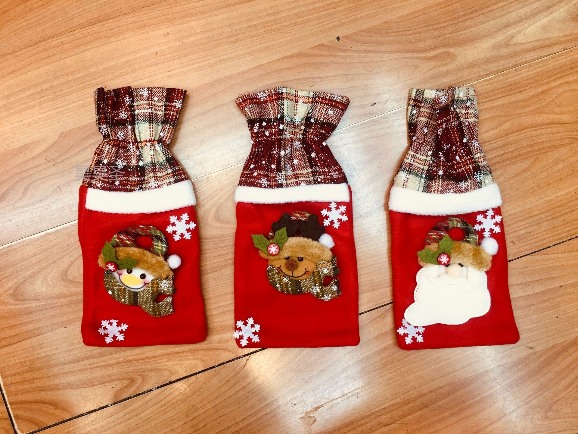 圣诞帽圣诞圣诞节圣诞装饰品圣诞配件大红成人帽儿童帽圣诞装饰品圣诞礼品袋圣诞用品2圣诞节圣诞圣诞帽圣诞装饰品圣诞圣诞节圣诞详情9