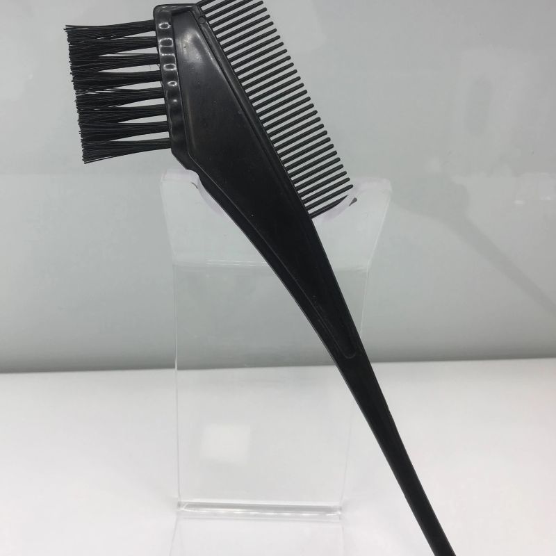 Hair dye brushes, hair combs, hair dye tools, hair care supplies, exclusively for hair salons Application Scenario