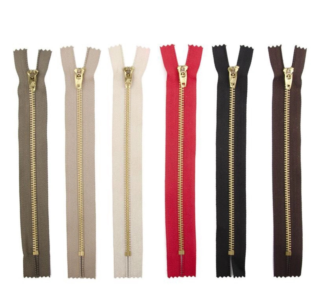 Manufacturers Spot Wholesale 3# Nylon Reflective Strip Waterproof Zipper Korean Zipper Closed Tail Open Tail Code Reflective Pull Application Scenario