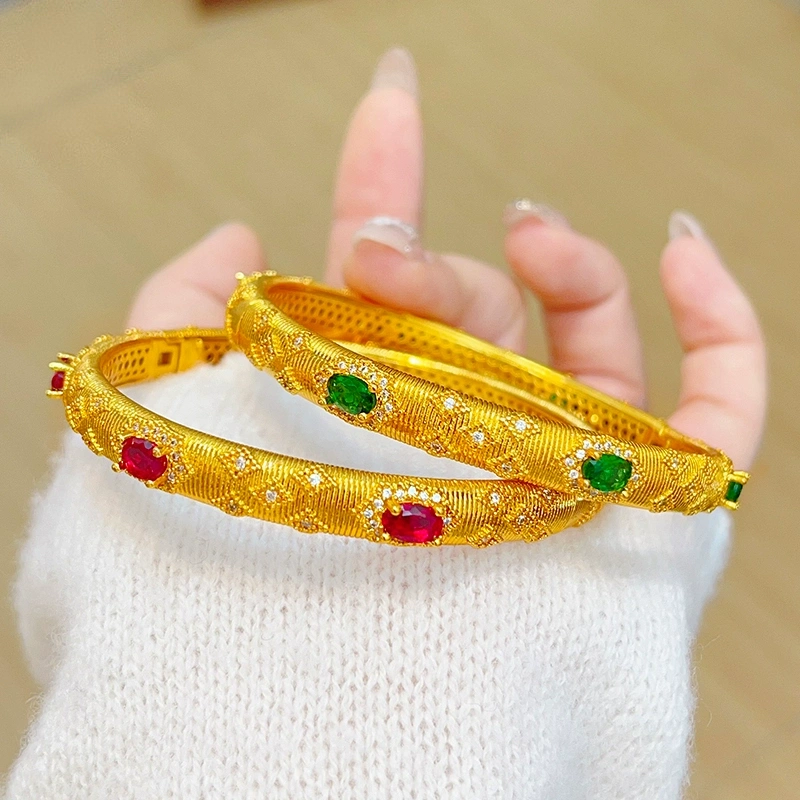 雅典娜珠宝首饰金店同款沙金布契拉提拉丝点钻红宝绿宝卡扣手镯宫廷复古送女友礼手镯
