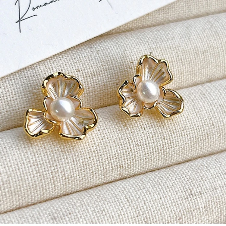 法式滴油优雅轻奢花朵天然淡水珍珠耳环耳饰少女高级感批发细节图